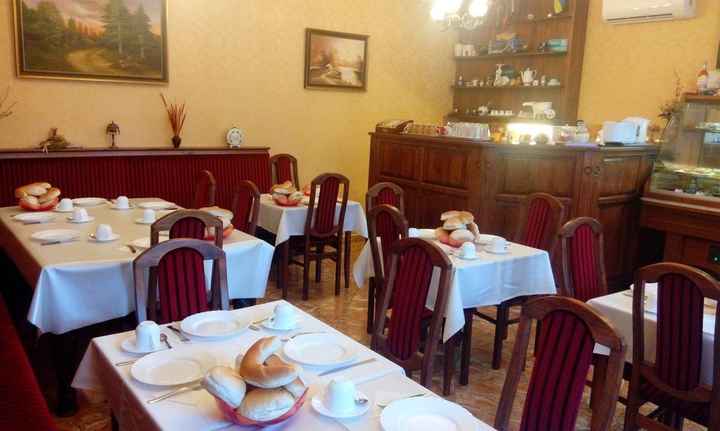 Csillag Panzio Otel Vác Dış mekan fotoğraf